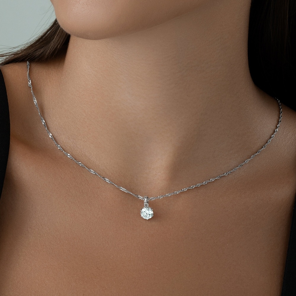 Strieborný prívesok s kubickým zirkónom